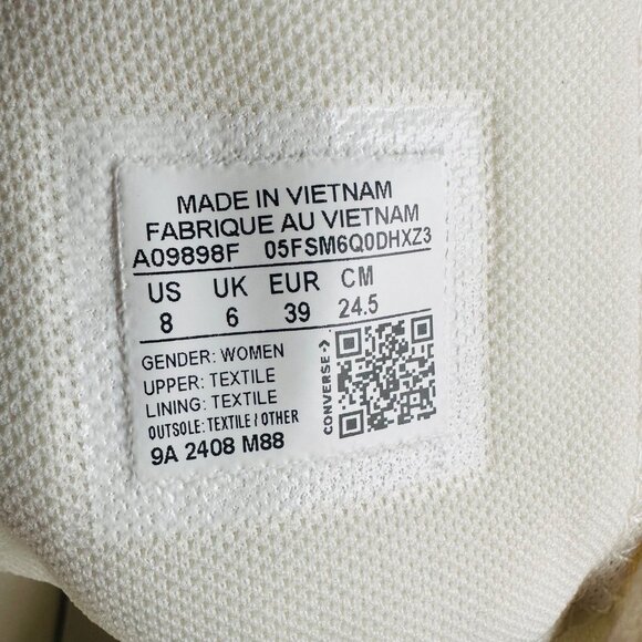 ⭐Converse Chuck Taylor Large Stars Hi Sz 8 Women's Shoes Sneakers Ivory A09898F - Picture 9 of 9